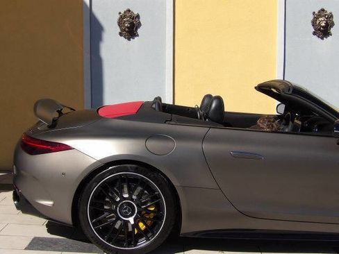 Used 2022 Mercedes-Benz SL 63 AMG 4MATIC image 21