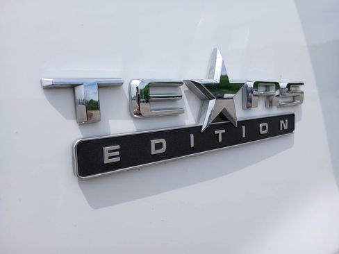 Used 2021 Chevrolet Silverado 1500 LT w/ Texas Edition Plus image 21