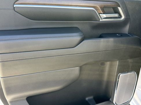 Used 2024 Chevrolet Silverado 3500 High Country w/ High Country Premium Package image 24