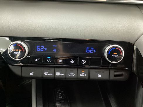 Used 2021 Hyundai Elantra SEL w/ Convenience + Premium Package FWD image 36