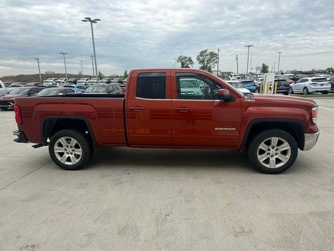 Used 2015 GMC Sierra 1500 SLE w/ SLE Value Package image 2
