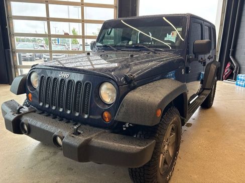 Used 2013 Jeep Wrangler Unlimited Sport AWD/4WD image 5