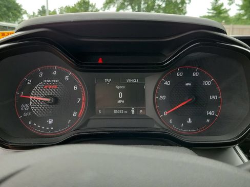 Used 2024 Chevrolet Trax RS FWD image 29