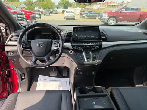 Used 2025 Honda Odyssey Sport-L image 12