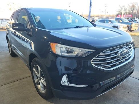 Used 2020 Ford Edge SEL w/ Convenience Package image 5