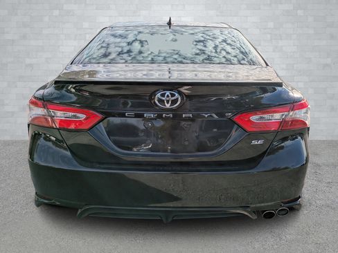 Used 2019 Toyota Camry LE image 6