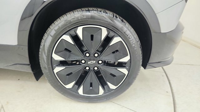 Used 2024 Chevrolet Blazer EV RS RWD image 79