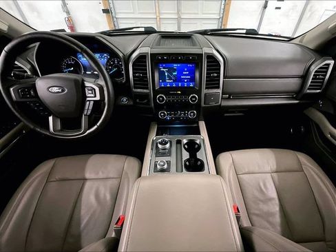 Used 2020 Ford Expedition Max XLT w/ Equipment Group 202A AWD/4WD image 14