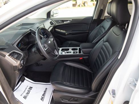 Used 2024 Ford Edge SEL image 20