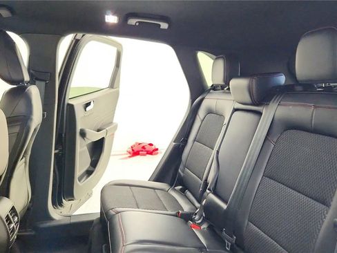Used 2023 Ford Escape ST-Line w/ Tech Pack #1 AWD/4WD image 32