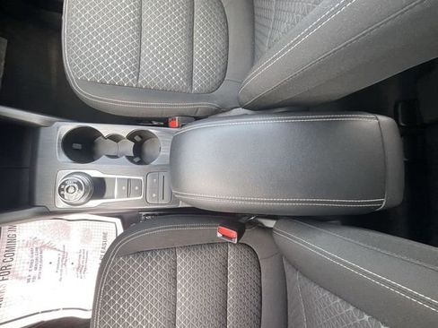 Used 2023 Ford Escape Active AWD/4WD image 19
