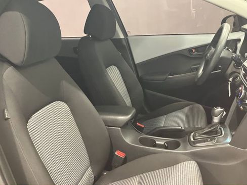 Used 2020 Hyundai Kona SE image 46