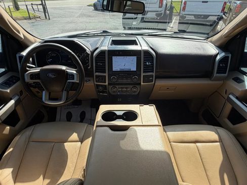 Used 2019 Ford F150 4x4 SuperCrew image 19