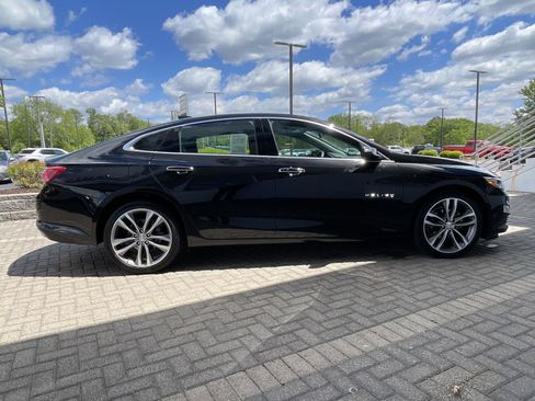 Used 2022 Chevrolet Malibu Premier FWD image 6