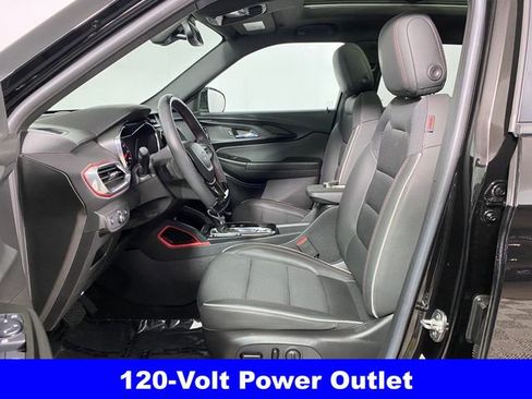 Certified 2023 Chevrolet TrailBlazer RS w/ Sun and Liftgate Package AWD/4WD image 11