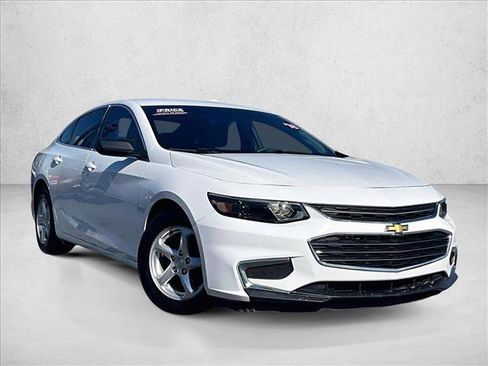 Used 2018 Chevrolet Malibu LS image 12