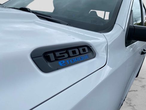 Certified 2025 RAM 1500 Tradesman w/ Night Edition AWD/4WD image 11