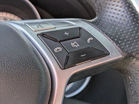Used 2014 Mercedes-Benz C 350 Sport image 13