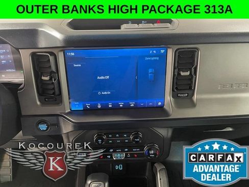 Used 2023 Ford Bronco Outer Banks AWD/4WD image 16