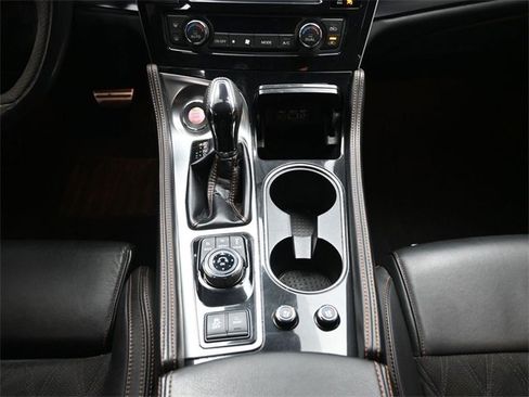 Used 2023 Nissan Maxima SR w/ Sport Mat Group image 22