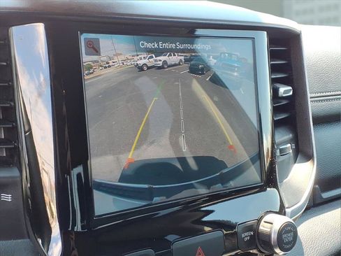 Used 2022 RAM 1500 Laramie AWD/4WD image 4