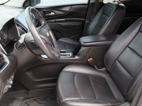 Used 2020 Chevrolet Equinox Premier w/ Premier Redline Edition FWD image 23