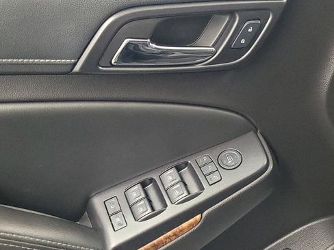 Used 2016 Chevrolet Tahoe LTZ RWD image 27