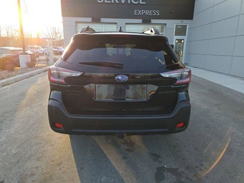 Used 2024 Subaru Outback Onyx Edition image 4