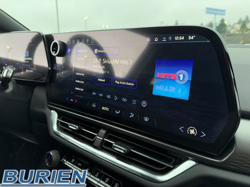 New 2026 Chevrolet Equinox EV LT image 16