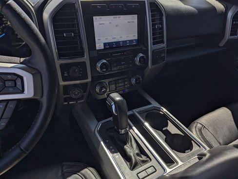 Used 2020 Ford F150 Lariat w/ Equipment Group 502A Luxury AWD/4WD image 11