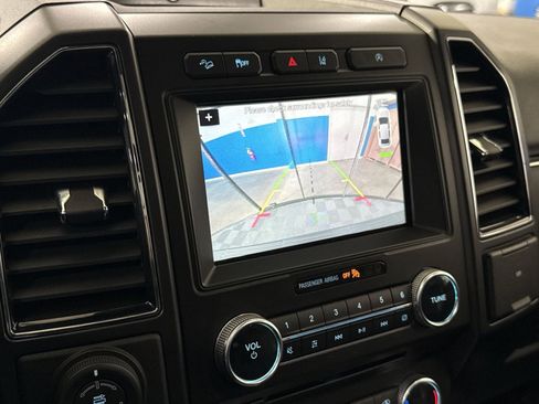 Used 2018 Ford Expedition Limited image 26