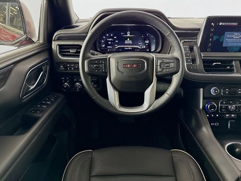Used 2023 GMC Yukon XL SLT w/ SLT Premium Package AWD/4WD image 24