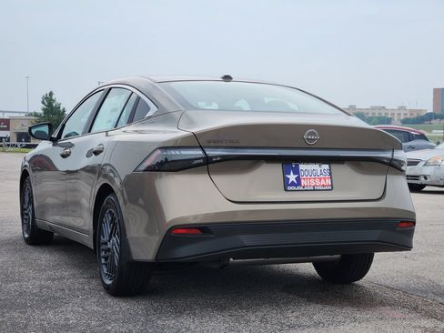 New 2026 Nissan Sentra SV FWD image 3