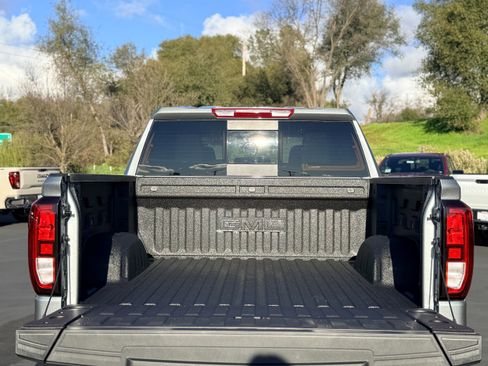 New 2026 GMC Sierra 1500 Elevation w/ Preferred Package image 7
