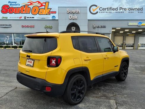 Used 2018 Jeep Renegade Altitude w/ Safety & Security Group image 3