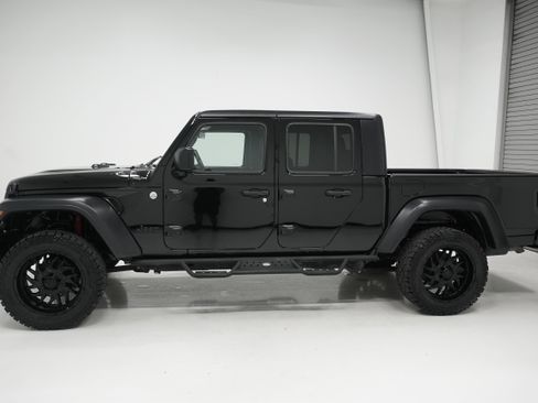 Used 2020 Jeep Gladiator Sport w/ Quick Order Package 24S image 6