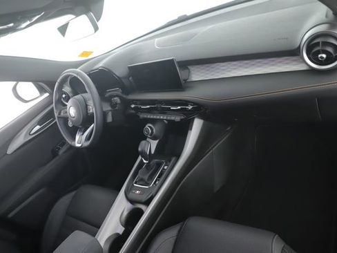 Used 2025 Alfa Romeo Tonale w/ Premium Package image 28