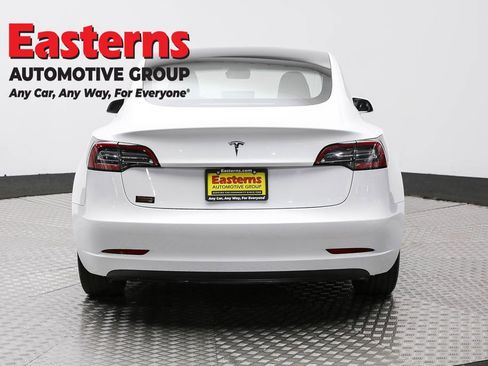 Used 2019 Tesla Model 3 Standard Range RWD image 6