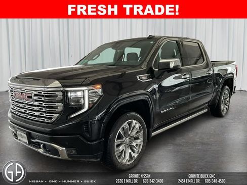 Used 2024 GMC Sierra 1500 Denali w/ Denali Reserve Package AWD/4WD image 1