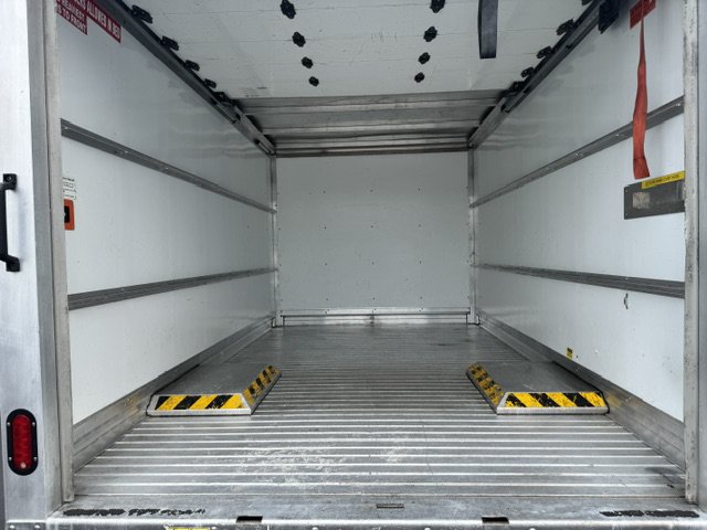 Used 2019 Ford Transit 350 156 DRW RWD image 4