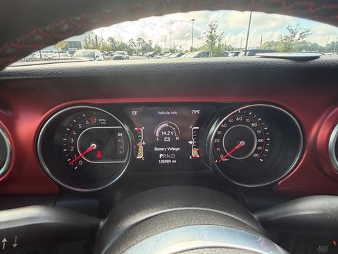 Used 2021 Jeep Gladiator Rubicon w/ Safety Group AWD/4WD image 44