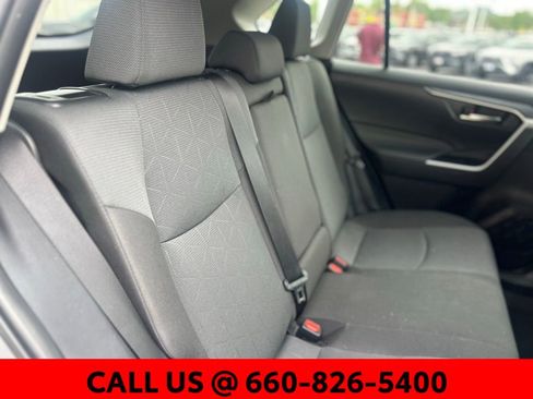 Used 2024 Toyota RAV4 XLE w/ Convenience Package image 8