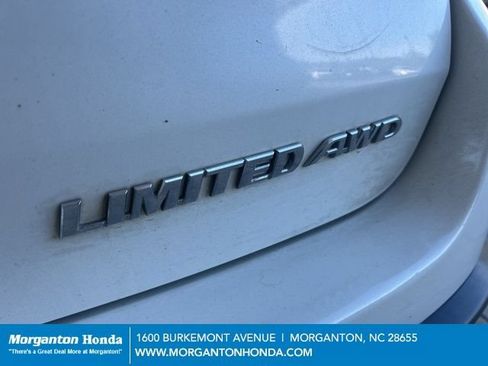 Used 2015 Toyota Highlander Limited Platinum AWD/4WD image 34