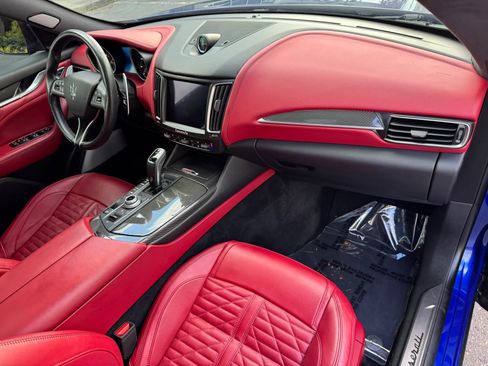 Used 2019 Maserati Levante GranSport AWD/4WD image 23