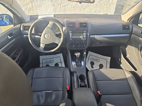 Used 2009 Volkswagen Jetta SEL image 7