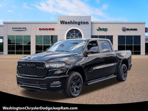 Used 2025 RAM 1500 Big Horn AWD/4WD image 1