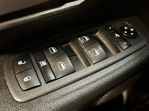 Used 2022 RAM 1500 Big Horn AWD/4WD image 4