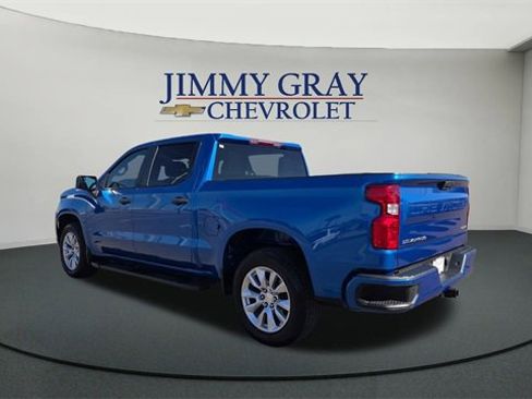 Used 2022 Chevrolet Silverado 1500 Custom image 5
