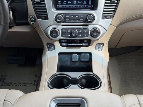 Used 2018 GMC Yukon SLT w/ Premium Edition AWD/4WD image 14