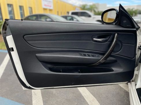 Used 2013 BMW 135i Convertible image 36